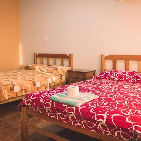 Hospedaje Los Paredones Ica Kültér fotó